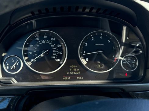 Used 2011 BMW 535i xDrive Sedan image 17