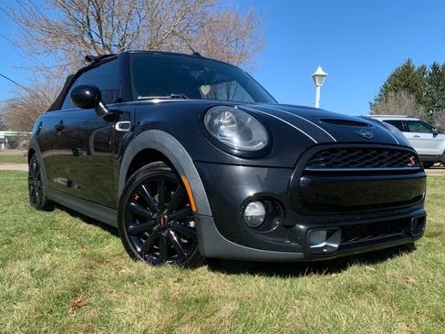 Used 2016 MINI Cooper S FWD image 5