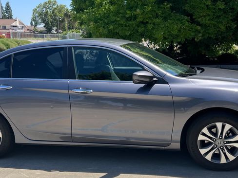 Used 2015 Honda Accord LX image 1