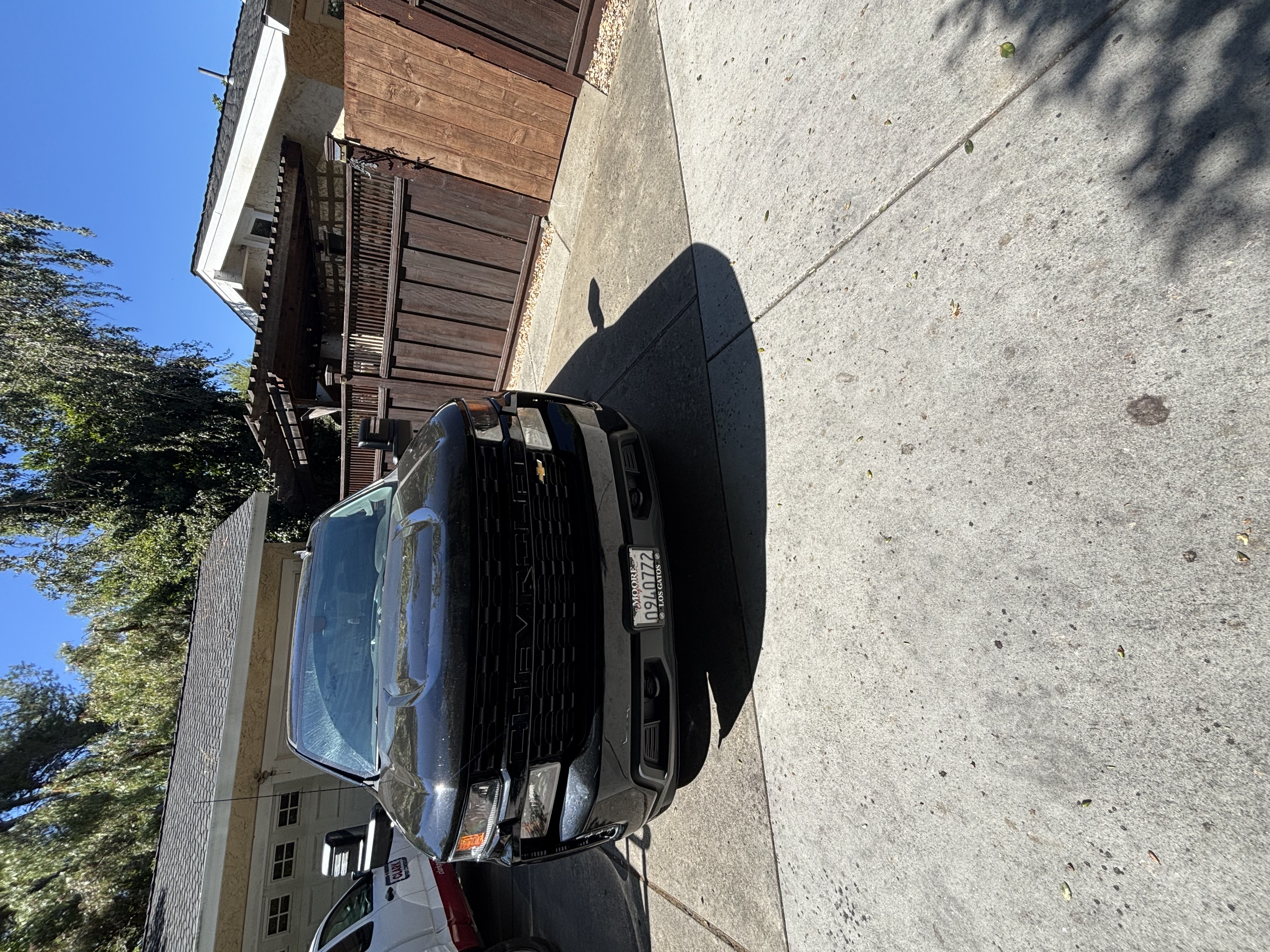 Used 2019 Chevrolet Silverado 1500 Custom w/ Custom Max Trailering Package AWD/4WD image 1