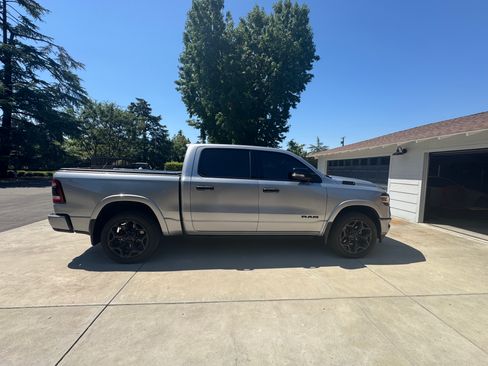 Used 2019 RAM 1500 Limited image 4