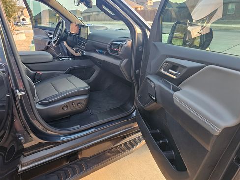 Used 2026 Chevrolet Silverado EV Trail Boss w/ Plus Package image 12