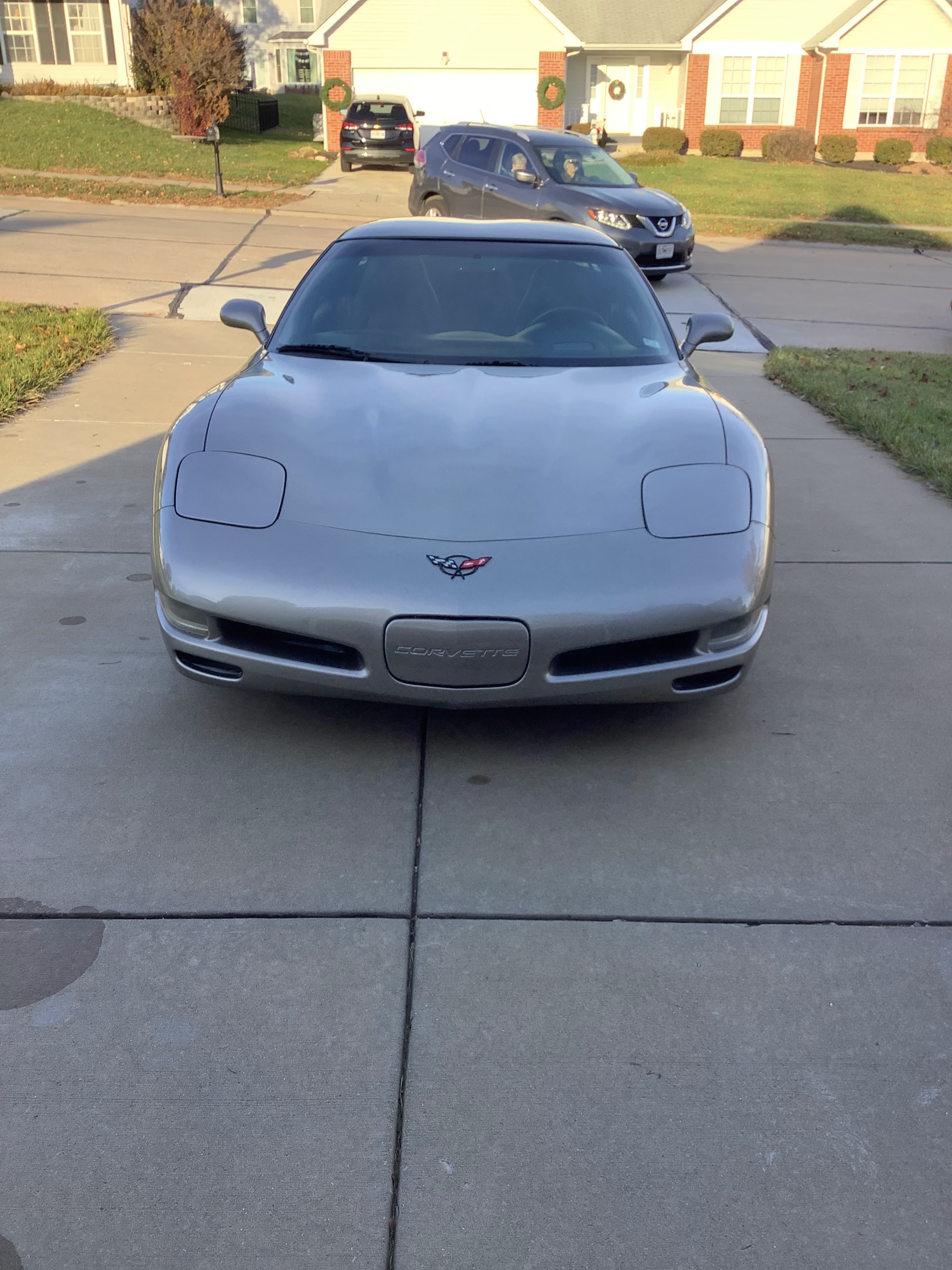Used 1999 Chevrolet Corvette Coupe w/ Memory Pkg RWD image 6