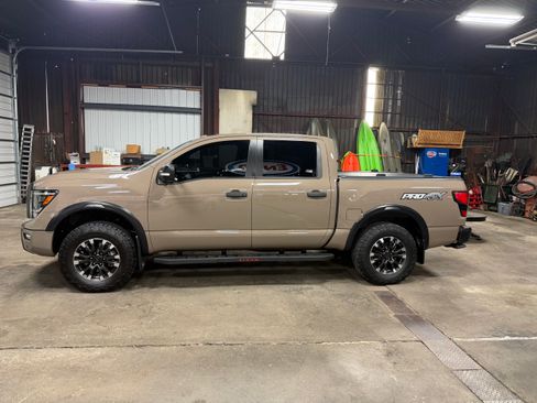 Used 2020 Nissan Titan PRO-4X w/ Pro-4x Convenience Package AWD/4WD image 1