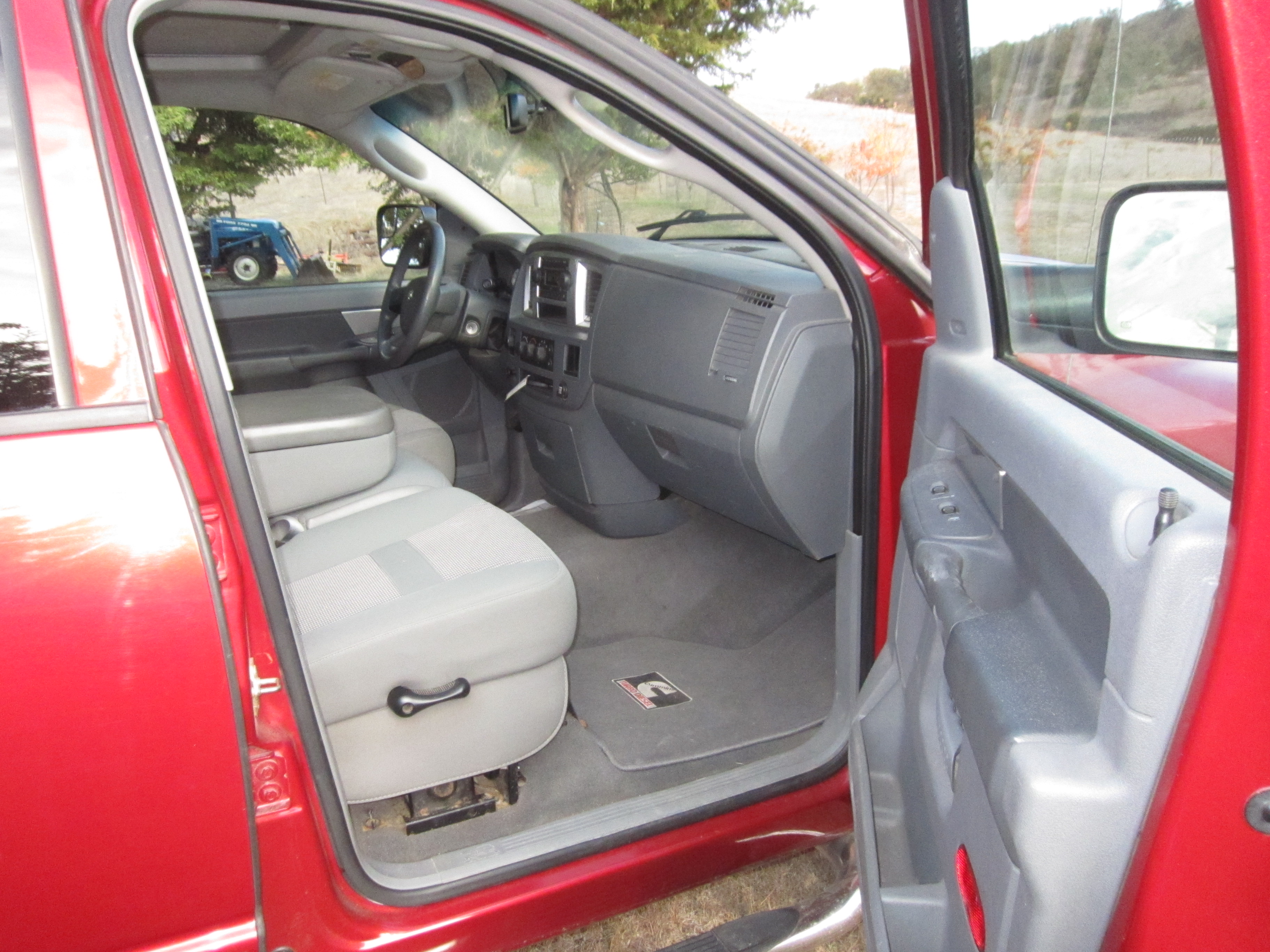 Used 2007 Dodge Ram 2500 Truck SLT AWD/4WD image 8
