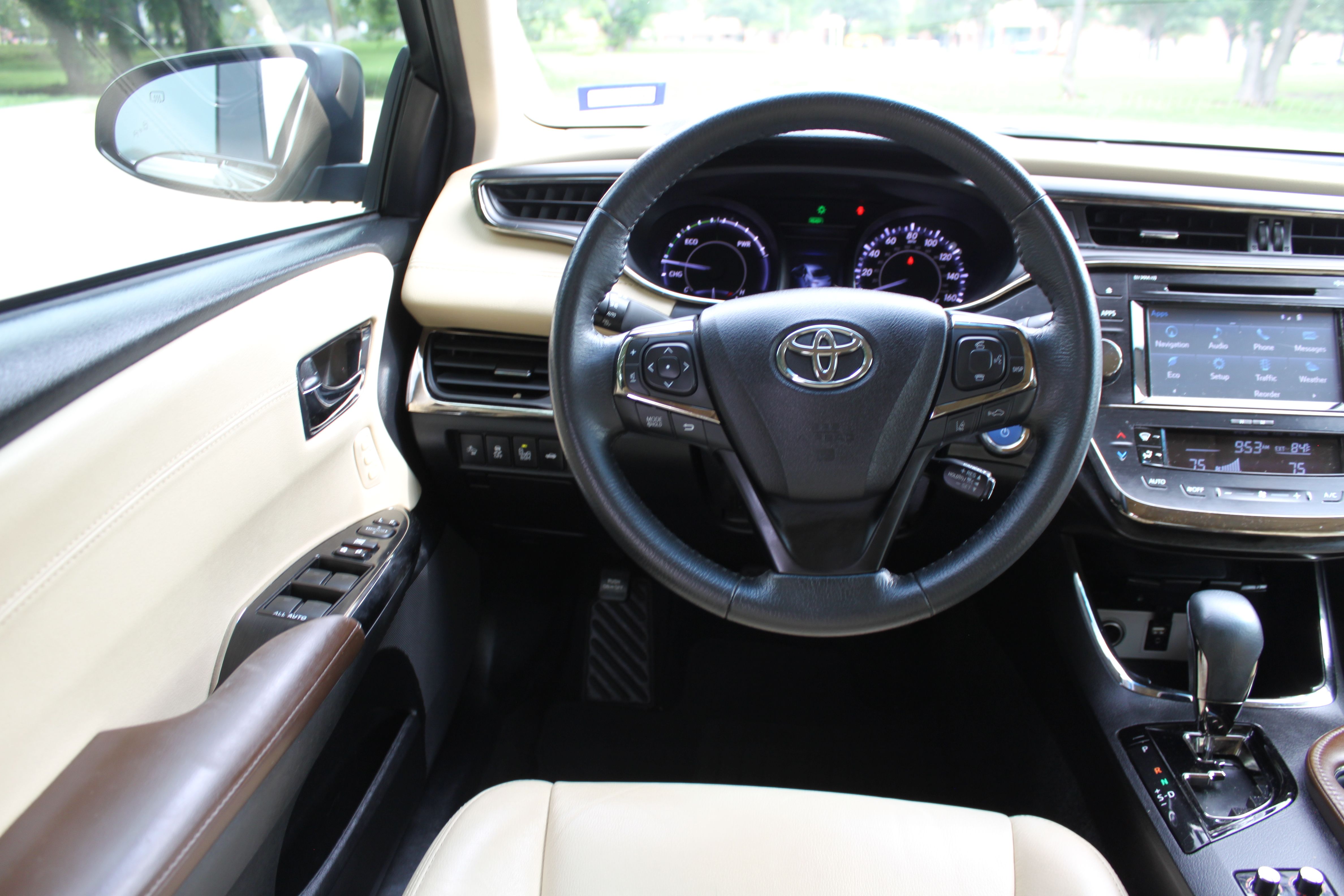 Used 2018 Toyota Avalon XLE Premium FWD image 24