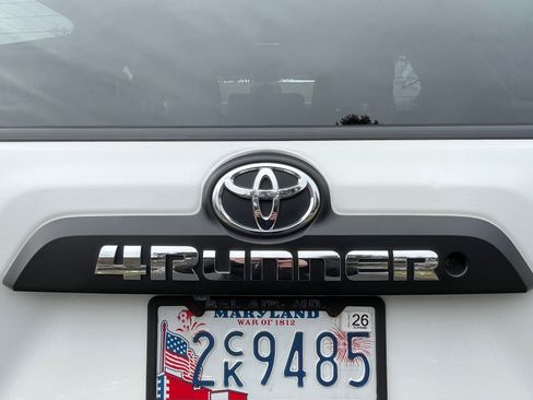 Used 2016 Toyota 4Runner TRD Pro image 25