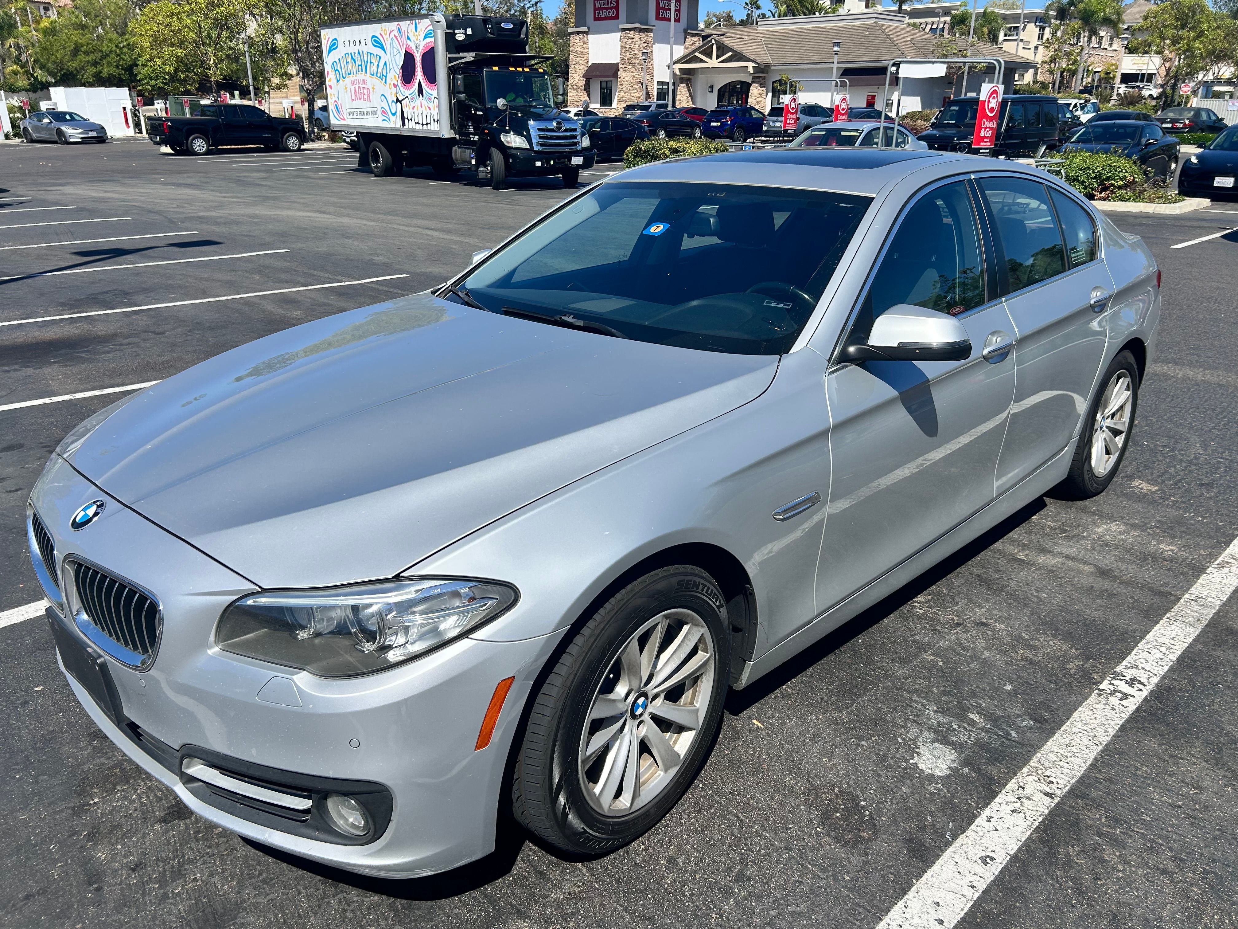 Used 2016 BMW 528i Sedan RWD image 2