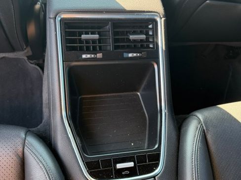 Used 2020 Porsche Panamera AWD/4WD image 17