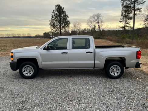 Used 2015 Chevrolet Silverado 1500 W/T image 1