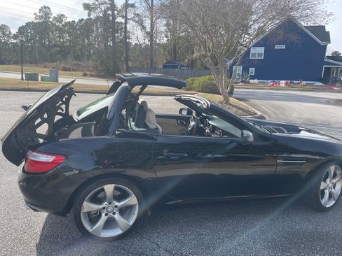 Used 2012 Mercedes-Benz SLK 350 image 10