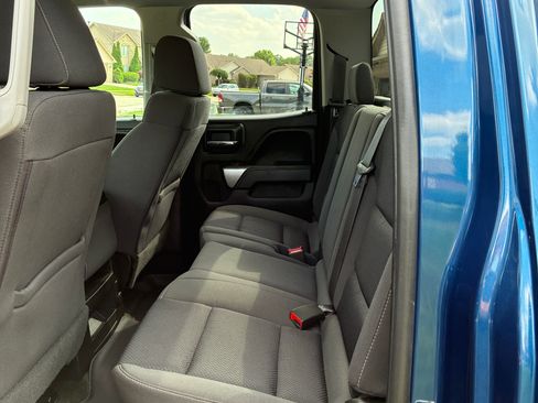 Used 2017 Chevrolet Silverado 2500 LT AWD/4WD image 15