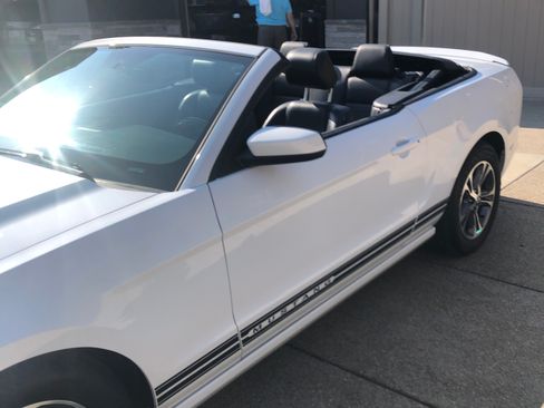 Used 2014 Ford Mustang Premium w/ Comfort Package image 1