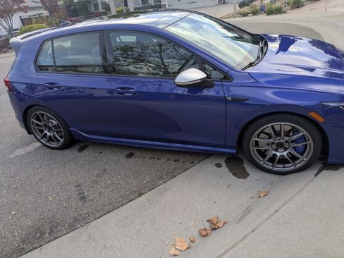 Used 2024 Volkswagen Golf R image 6