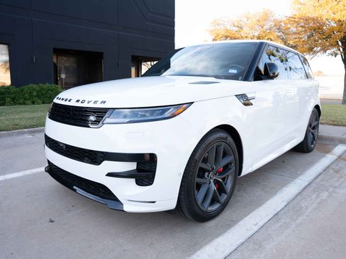 Used 2025 Land Rover Range Rover Sport Dynamic SE image 6