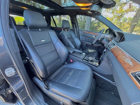 Used 2012 Mercedes-Benz E 63 AMG Wagon image 24