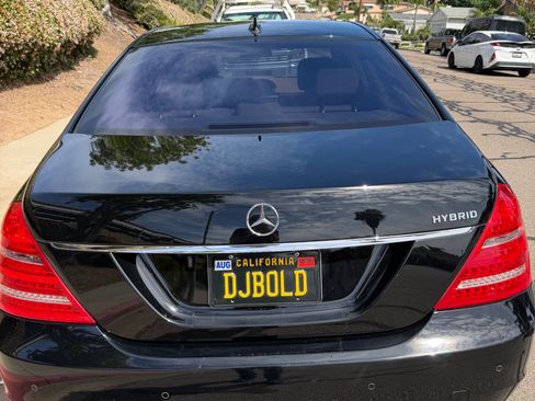 Used 2010 Mercedes-Benz S 400 w/ Premium 2 Pkg image 5
