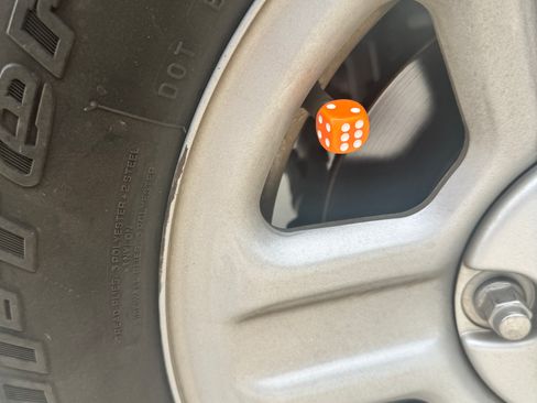 Used 2015 Jeep Wrangler Sport w/ Connectivity Group image 11