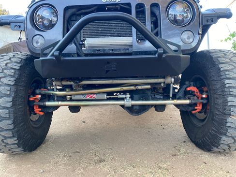 Used 2014 Jeep Wrangler Rubicon w/ Power Convenience Group AWD/4WD image 11