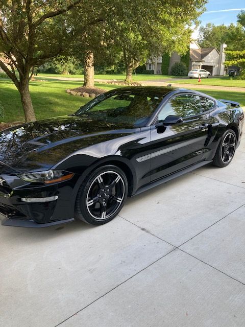 Used 2021 Ford Mustang GT Premium w/ Equipment Group 401A RWD image 10