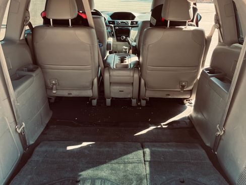 Used 2016 Honda Odyssey EX-L image 23