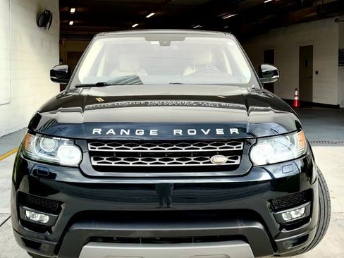 Used 2016 Land Rover Range Rover Sport SE image 5