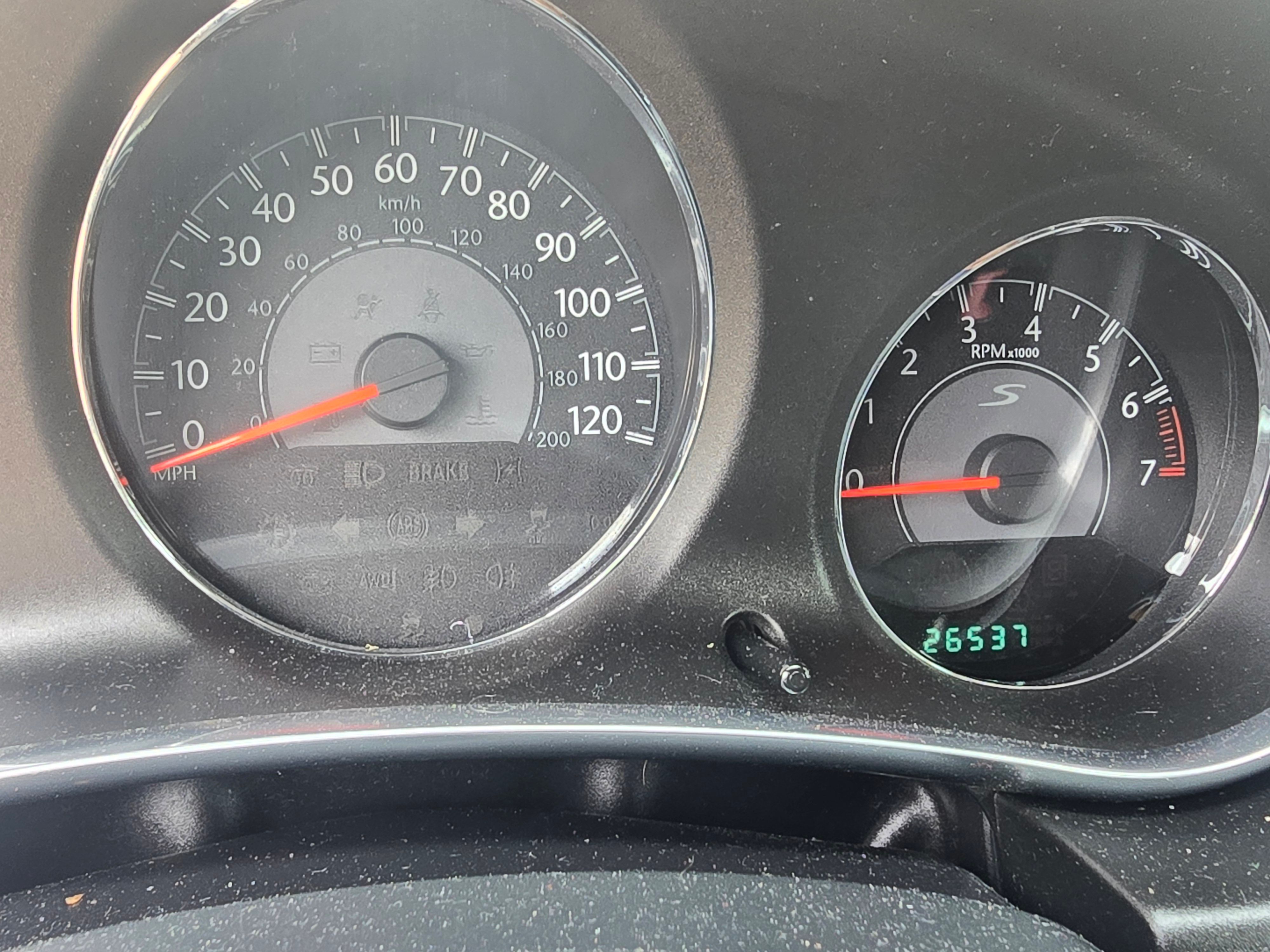Used 2011 Chrysler 200 S FWD image 11