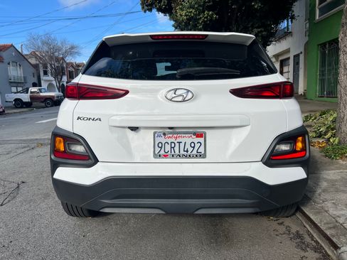 Used 2021 Hyundai Kona SEL w/ Cargo Package image 6