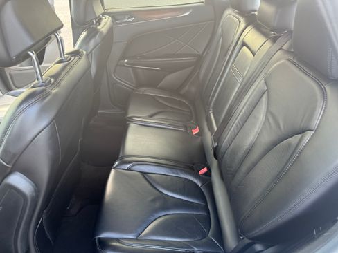 Used 2017 Lincoln MKC Select AWD/4WD image 14