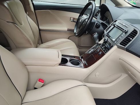 Used 2015 Toyota Venza XLE AWD/4WD image 11