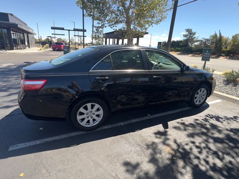 Used 2009 Toyota Camry LE image 11