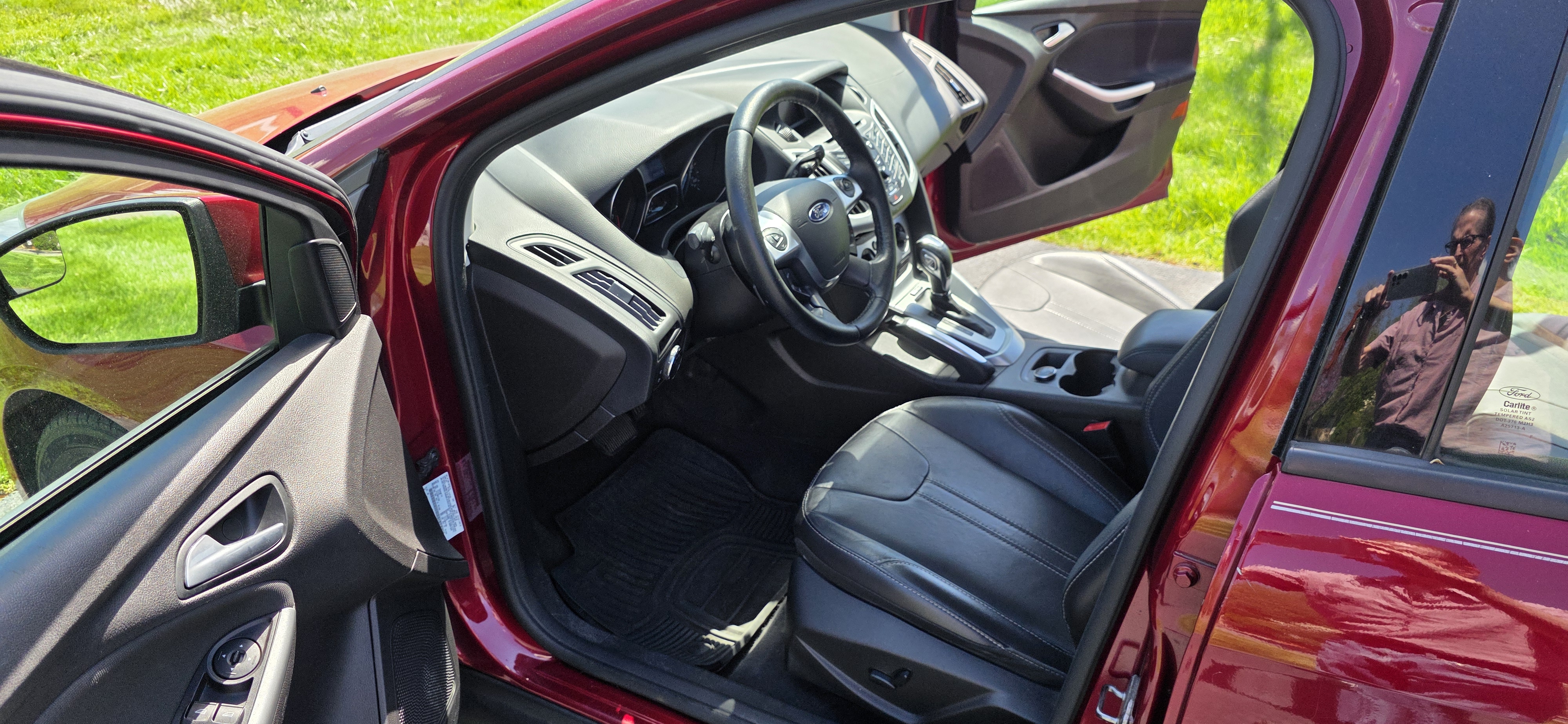 Used 2013 Ford Focus SE FWD image 10