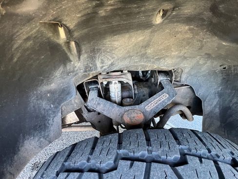 Used 2014 Chevrolet Silverado 2500 LTZ w/ LTZ Plus Package image 17