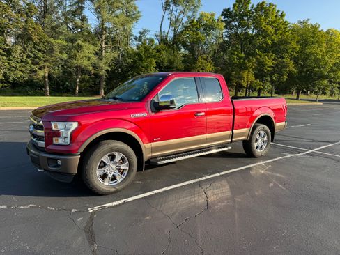 Used 2016 Ford F150 Lariat w/ Equipment Group 502A Luxury AWD/4WD image 1
