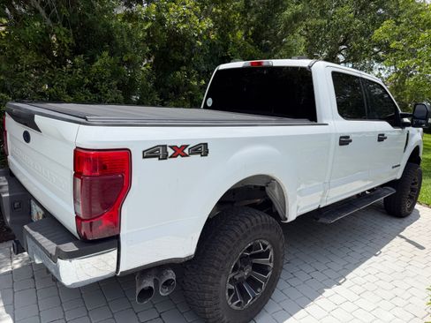 Used 2020 Ford F250 XLT AWD/4WD image 2