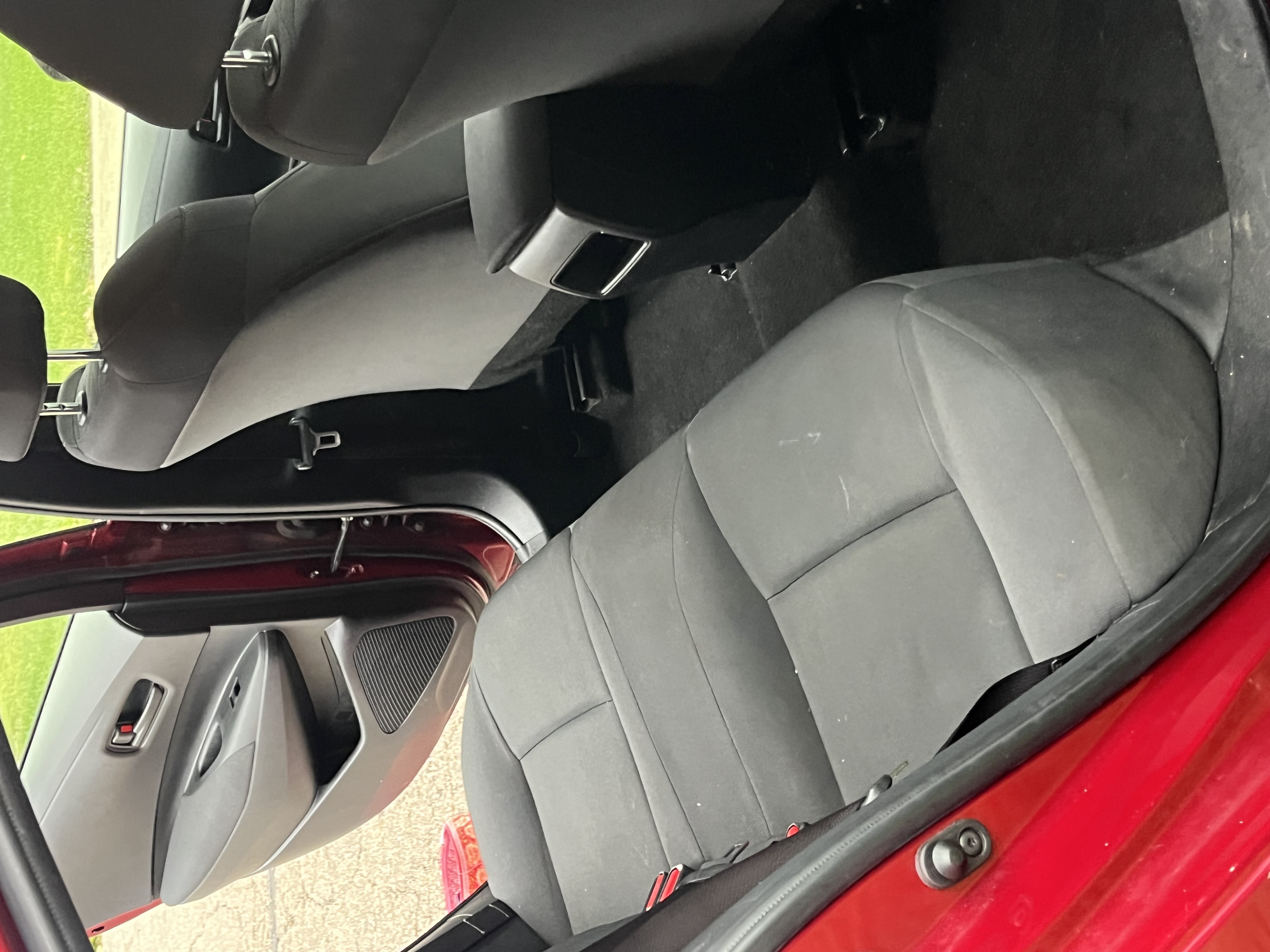 Used 2022 Toyota Corolla LE FWD image 9
