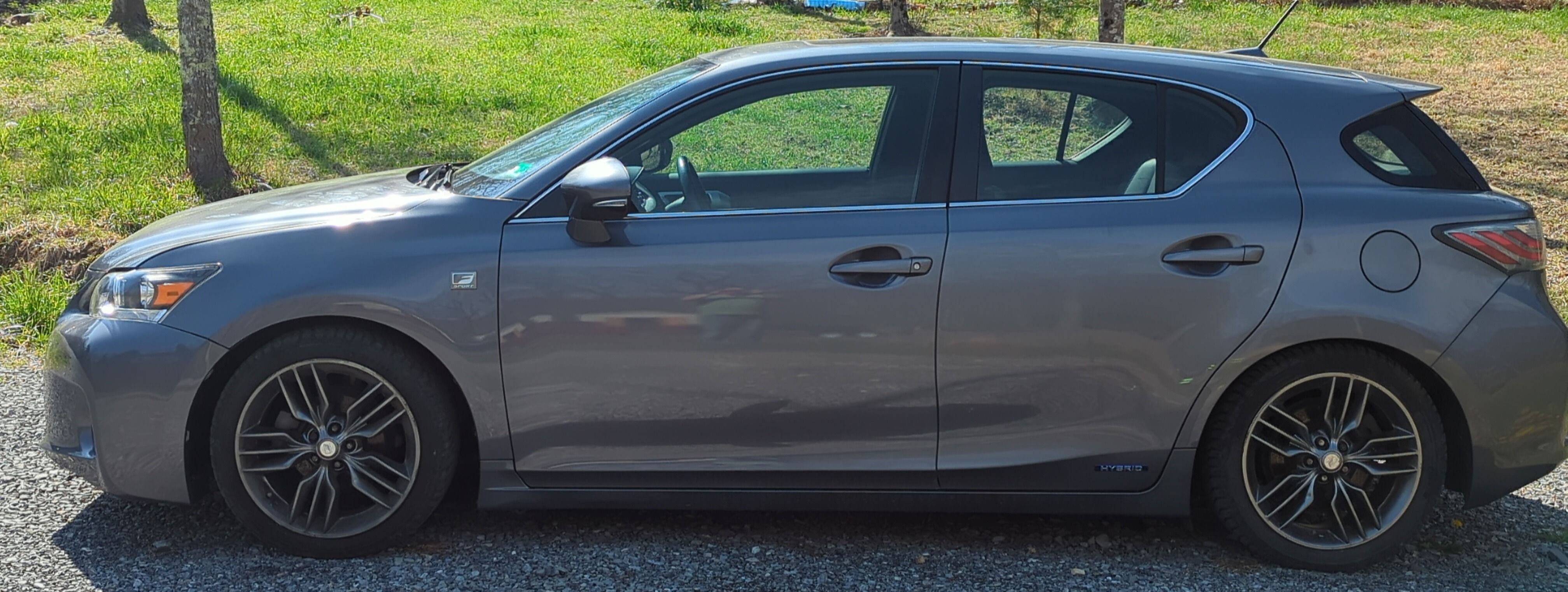 Used 2012 Lexus CT 200h Premium w/ F Sport Special Edition FWD image 5