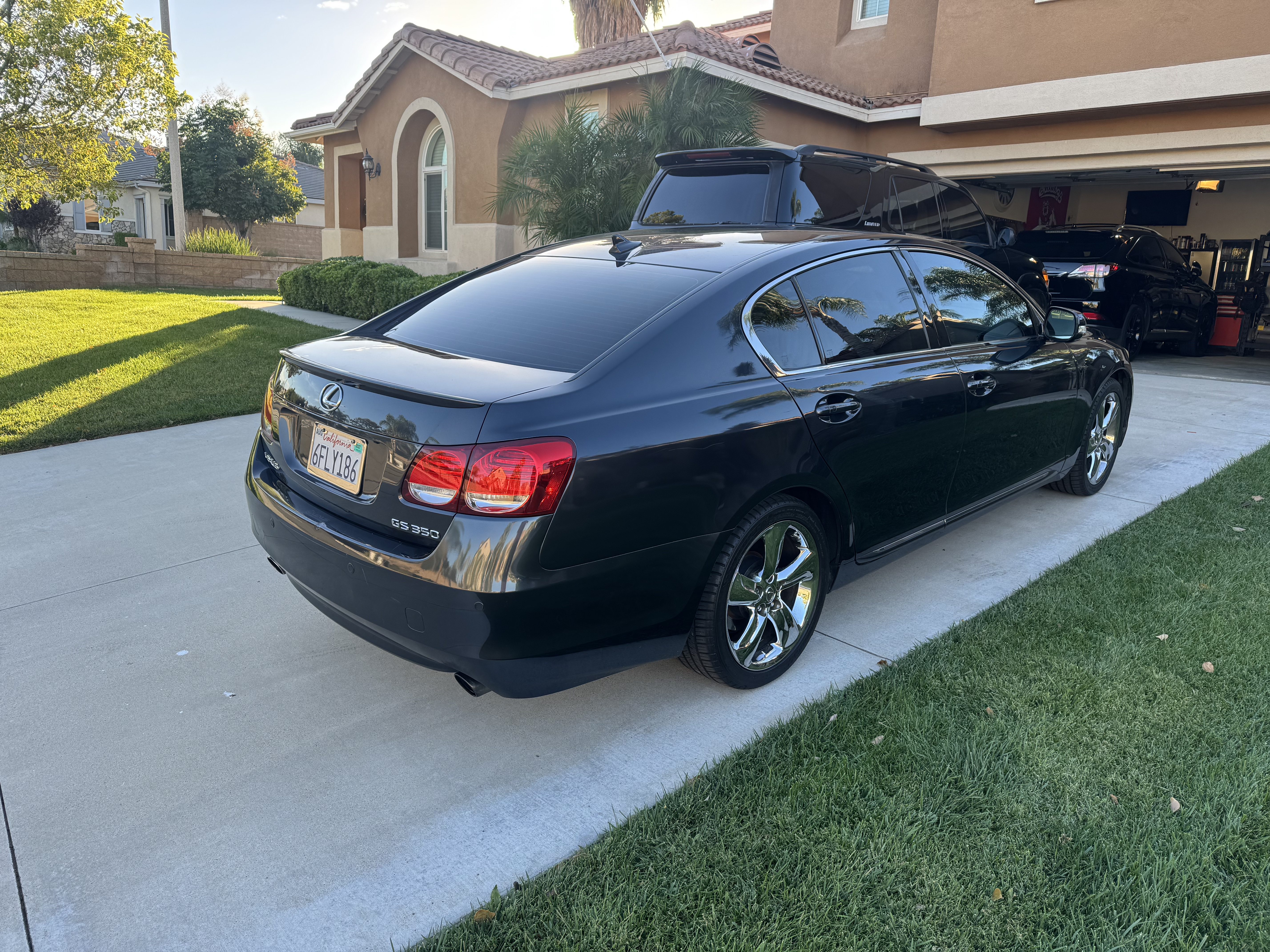 Used 2008 Lexus GS 350 w/ Preferred Accessory Pkg RWD image 1
