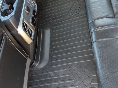 Used 2017 Ford F250 Lariat w/ Lariat Ultimate Package image 18