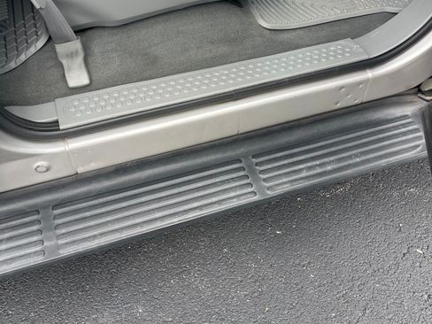 Used 2002 Ford Excursion XLT RWD image 26