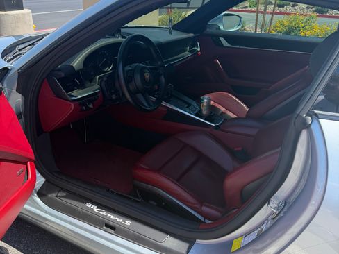 Used 2020 Porsche 911 Carrera S RWD image 12