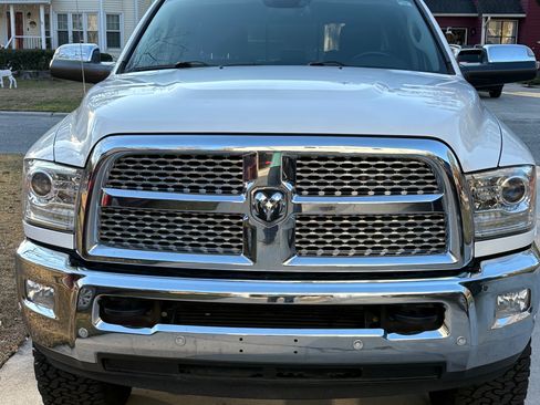 Used 2018 RAM 2500 Laramie image 4