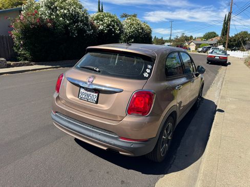 Used 2017 FIAT 500X Pop w/ Pop Popular Equipment Package FWD image 4