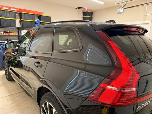 Used 2025 Volvo XC60 B5 Plus w/ Protection Package Premier image 9