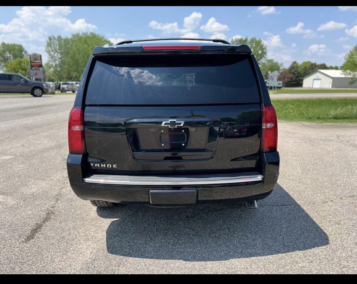 Used 2016 Chevrolet Tahoe LTZ AWD/4WD image 8