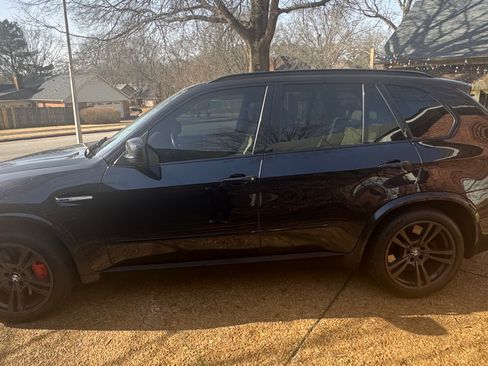 Used 2011 BMW X5 M image 6