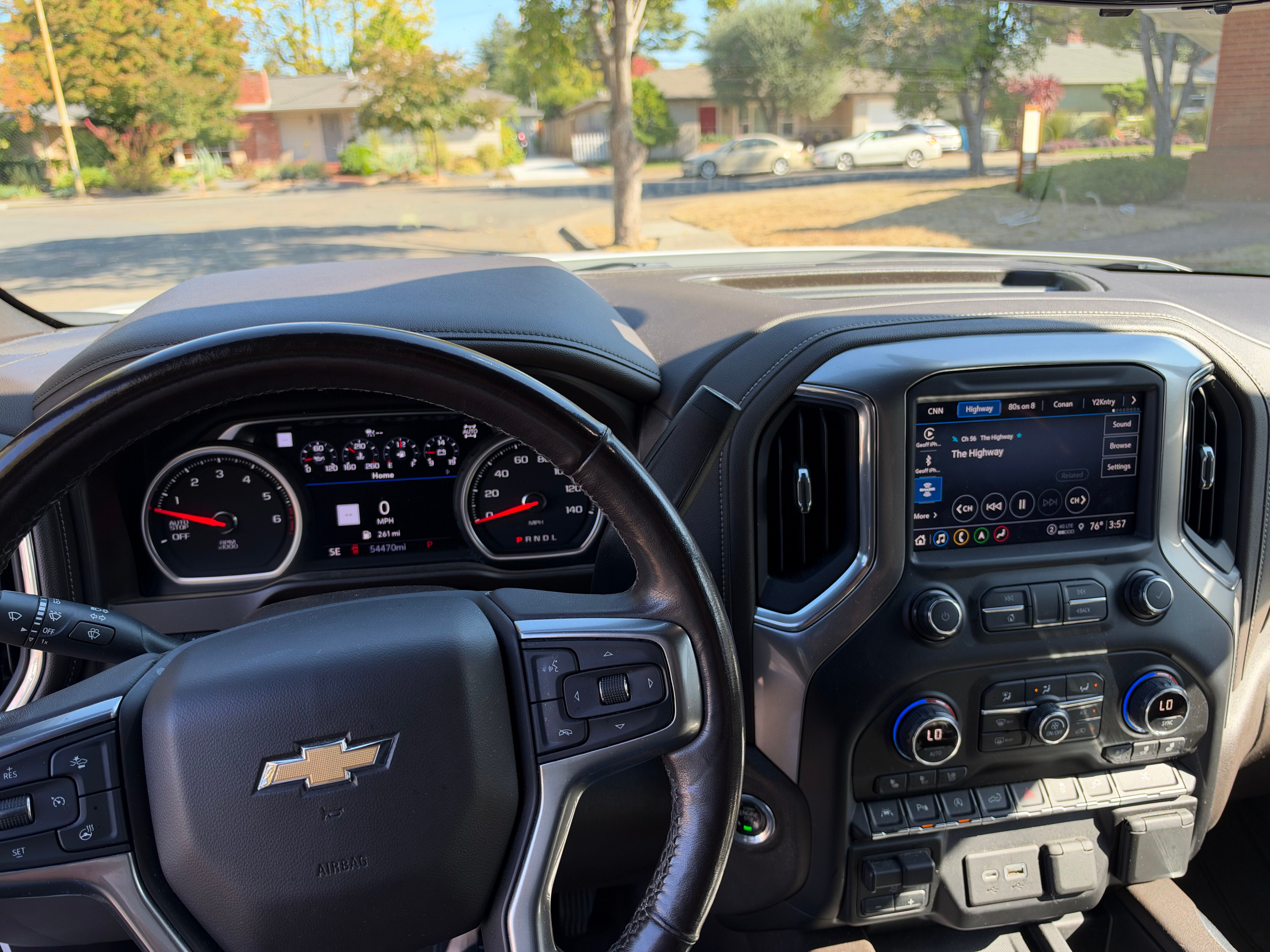 Used 2021 Chevrolet Silverado 1500 LTZ w/ LTZ Premium Package AWD/4WD image 12