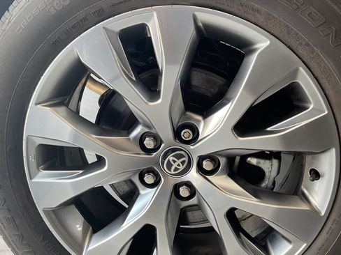 Used 2024 Toyota Grand Highlander AWD Hybrid image 15