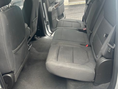 Used 2020 GMC Sierra 1500 SLE w/ SLE Value Package image 20