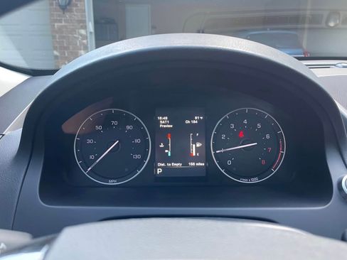 Used 2014 Land Rover LR2 HSE image 21